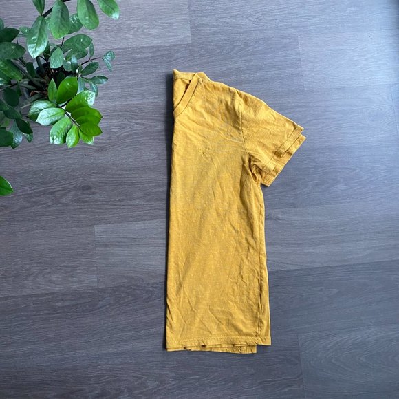 American Eagle Mustard "Athletic Fit" V-Neck Cotton Short-Sleeve T-Shirt - Picture 7 of 8
